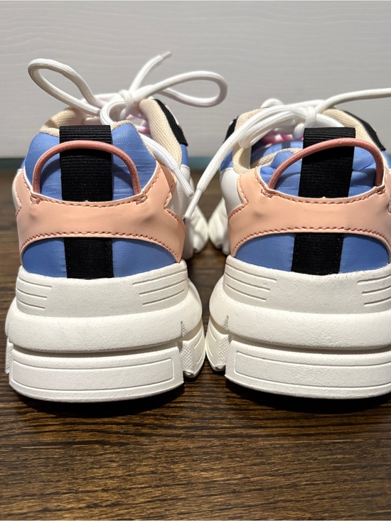 Steve Madden Dodge Sneaker (Women) | Nordstromrack Steve Madden Women\'s Chunky Sneakers in White, Blue & Pink